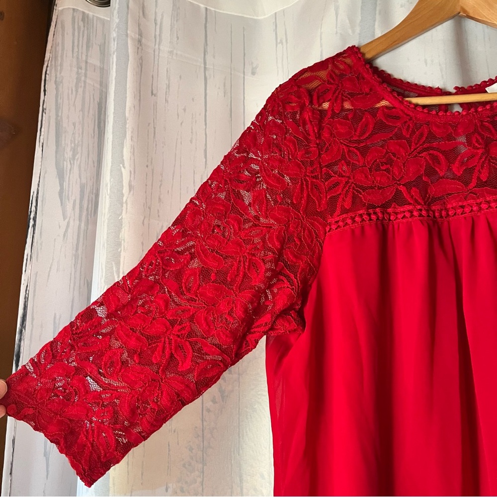 AUW Women’s Red Lace Midi Dress - Picture 2 of 13